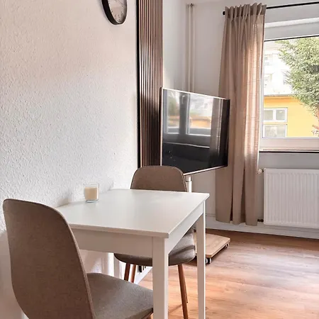 Neudorf - Naehe Hbf & 15 Min Zum Flughafen Duesseldorf Ντούισμπουργκ